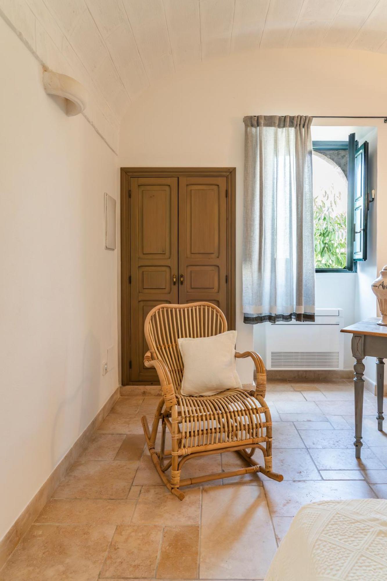 Masseria Gorgognolo Bed & Breakfast Ostuni Exterior photo