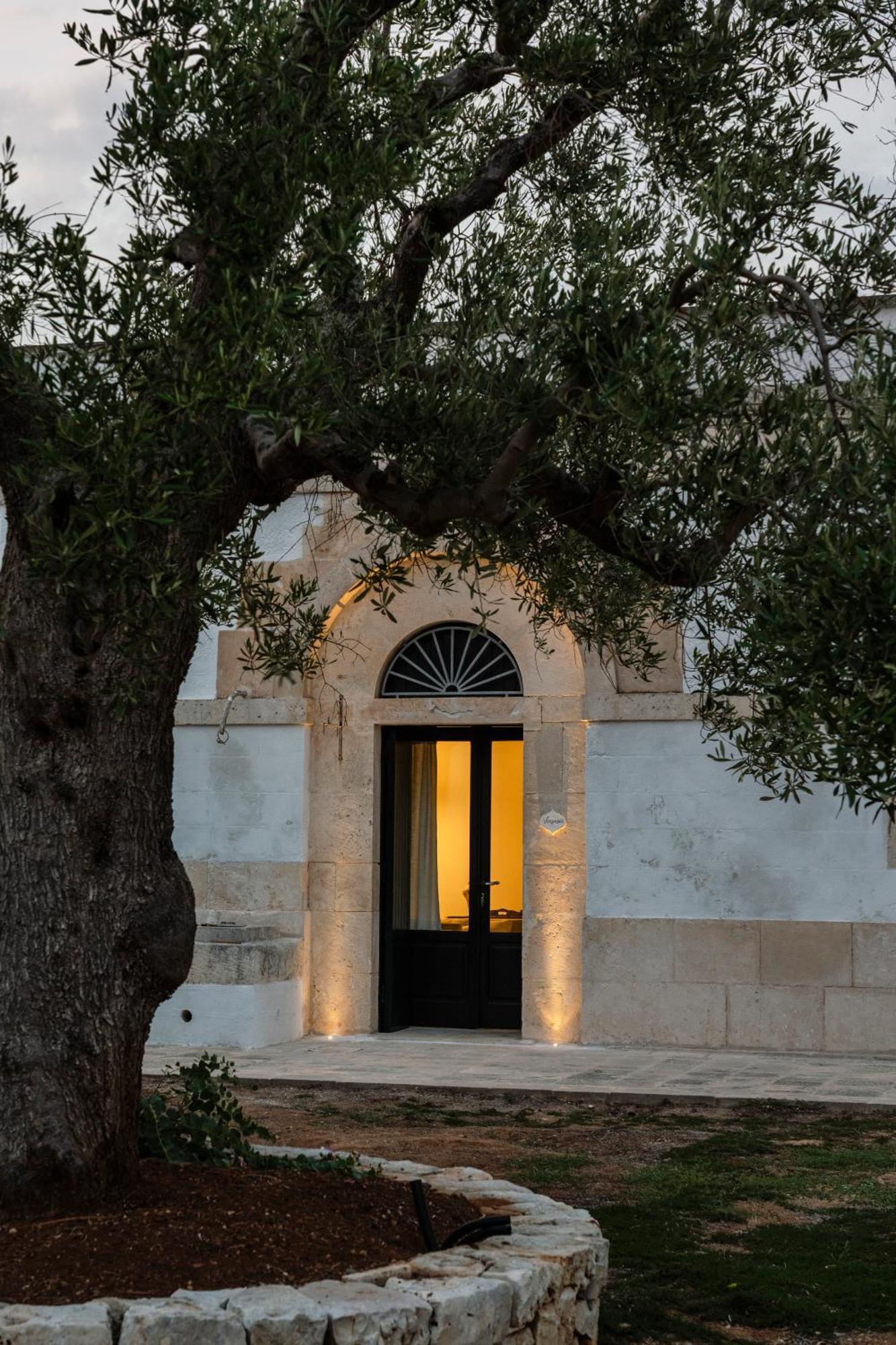 Masseria Gorgognolo Bed & Breakfast Ostuni Exterior photo