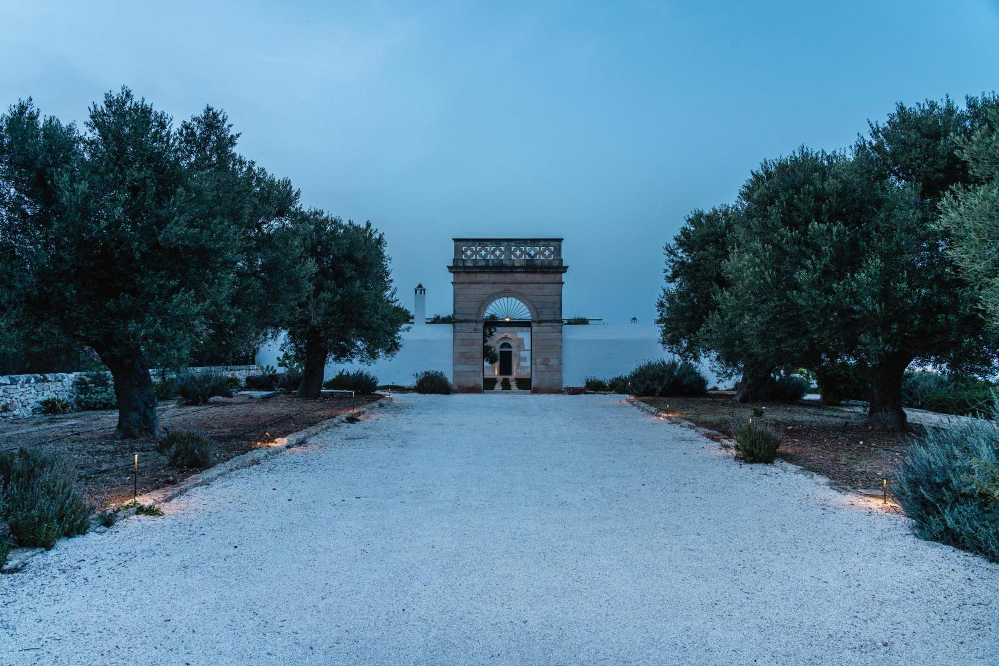 Masseria Gorgognolo Bed & Breakfast Ostuni Exterior photo