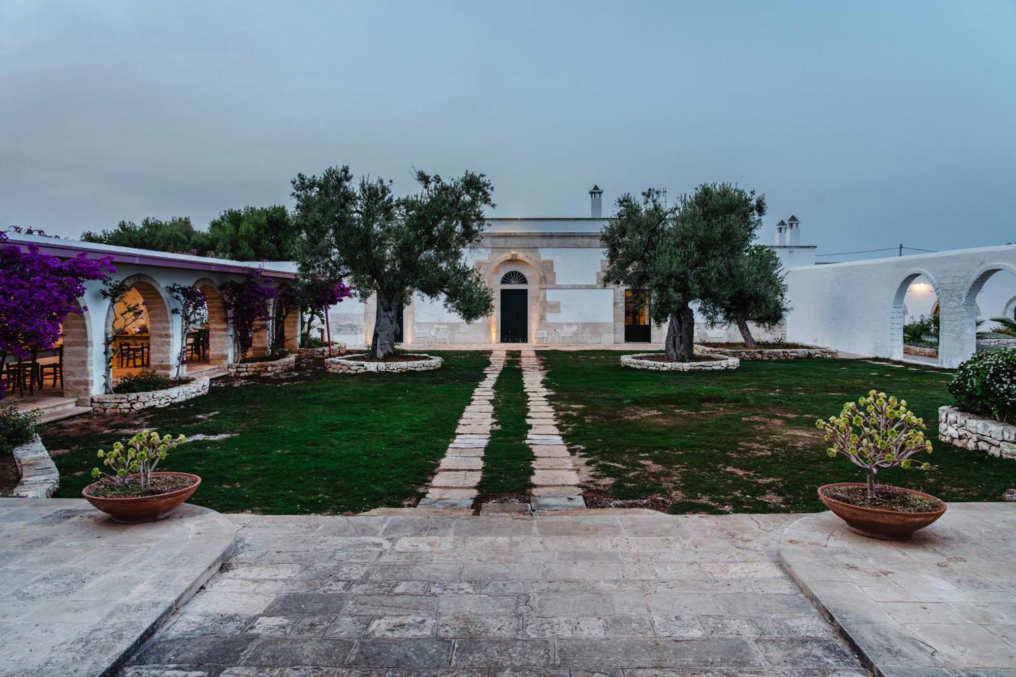 Masseria Gorgognolo Bed & Breakfast Ostuni Exterior photo