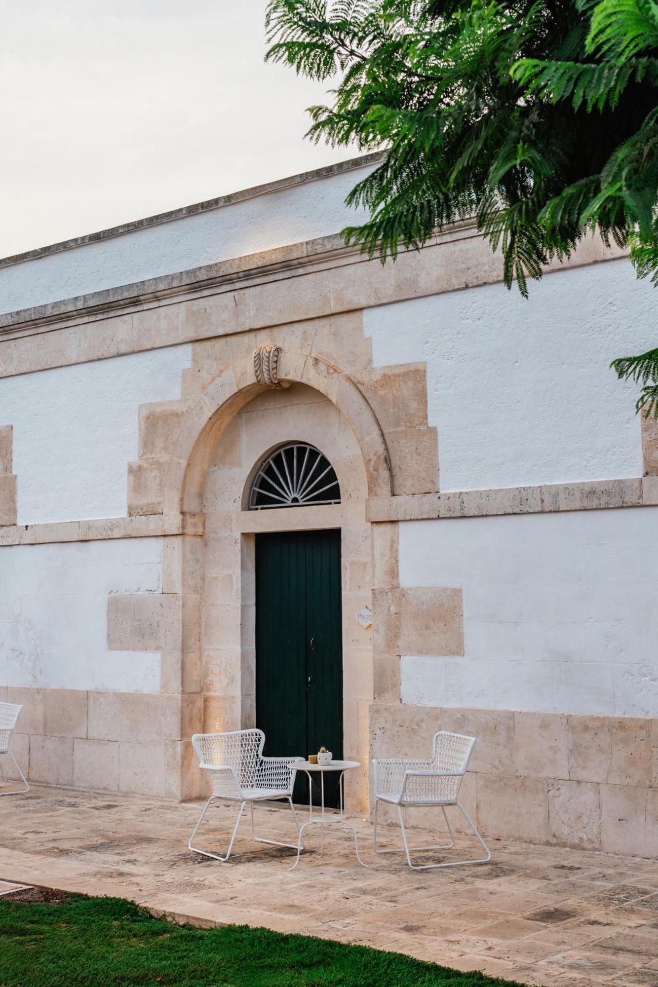 Masseria Gorgognolo Bed & Breakfast Ostuni Exterior photo