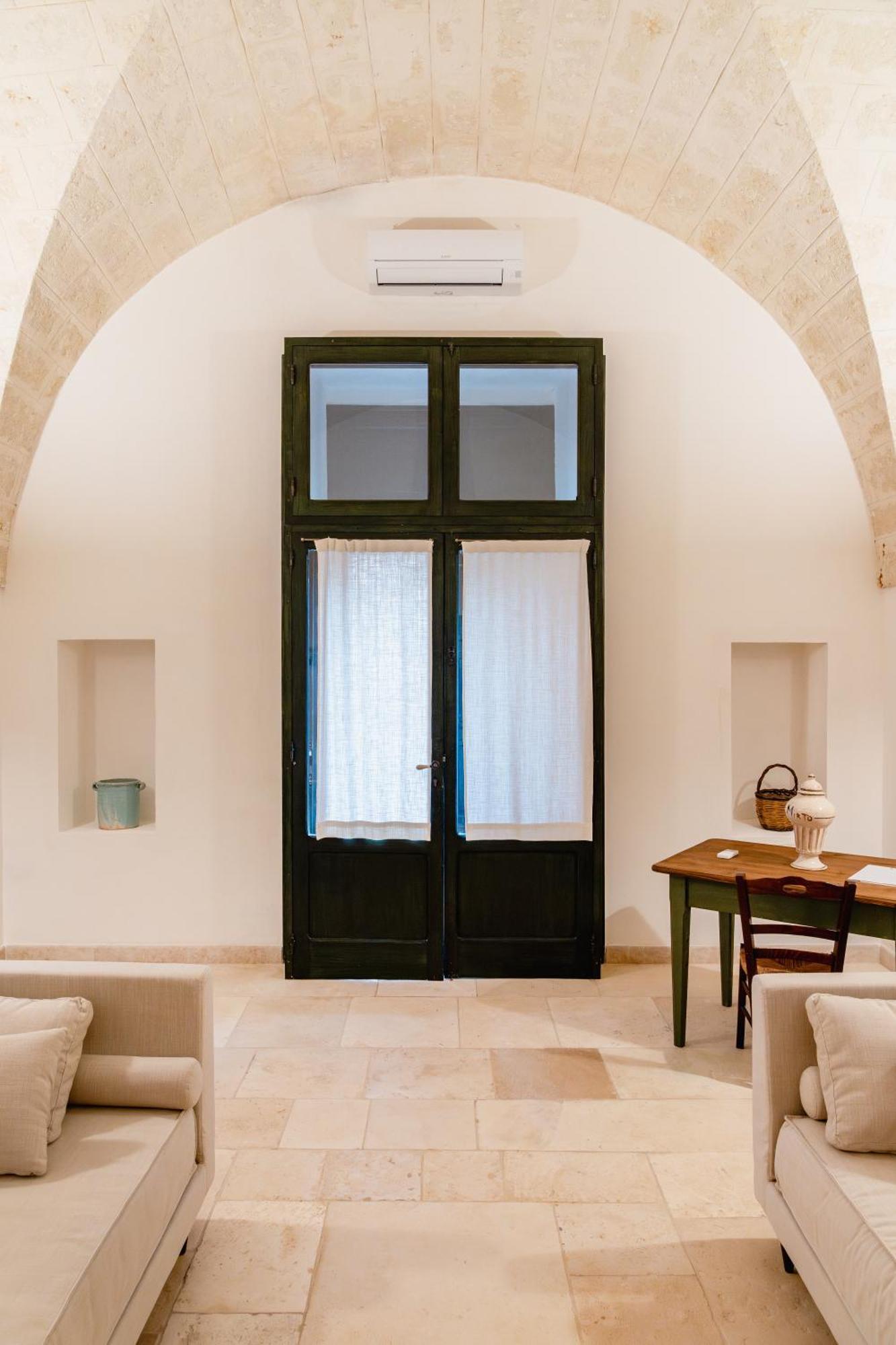 Masseria Gorgognolo Bed & Breakfast Ostuni Exterior photo